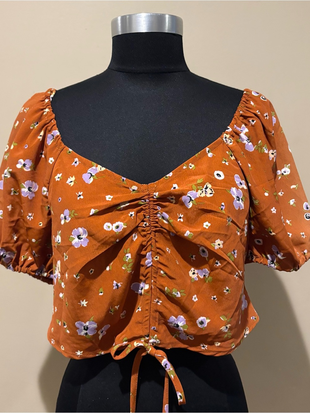 Sanctuary Rust Floral Ruched Tie-Front Crop Top size M